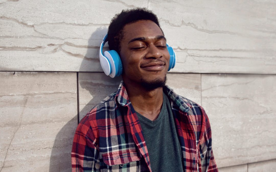 10 STEM podcasts you should listen to right now