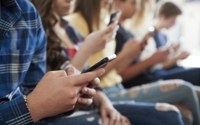 Caught in the algorithm: exploring smartphone use in young people